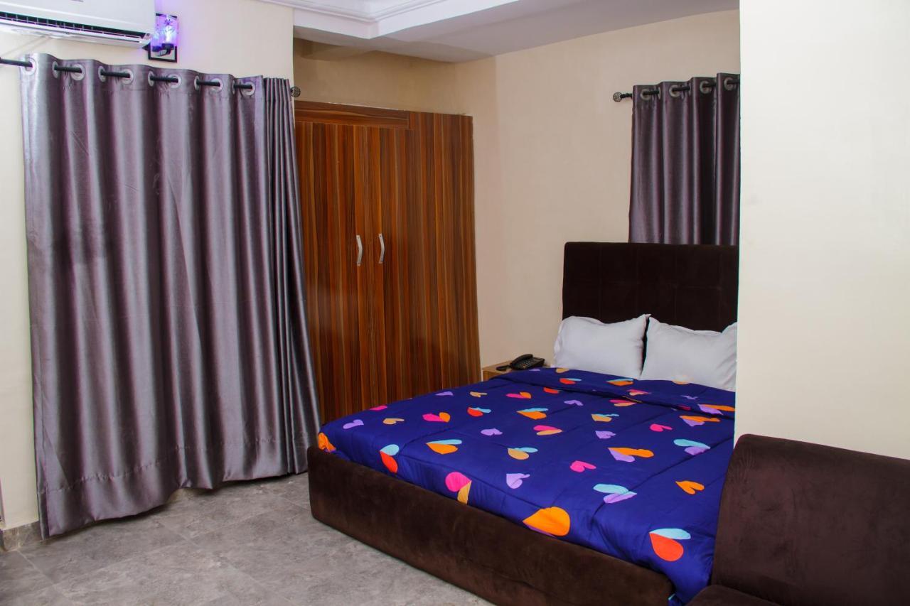 Go2Hotel45 Lagos Exterior photo