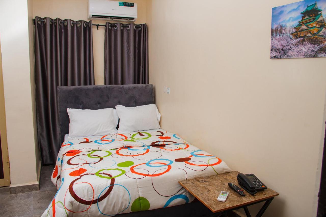 Go2Hotel45 Lagos Exterior photo